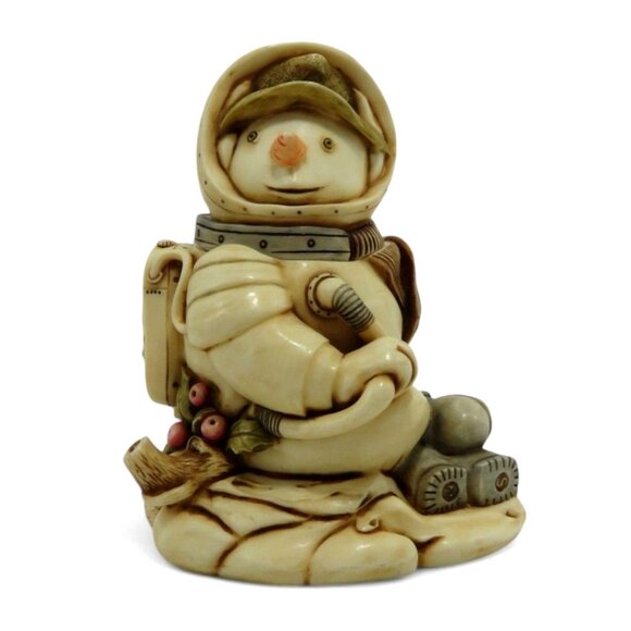 HARMONY KINGDOM Blue Moon Snowman Astronaut Figurine Trinket Box - Picture 3 of 12